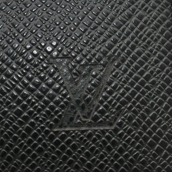 AUTHENTIC LOUIS VUITTON Taiga Porte 14 Cartes M30404 Dark Green 2333I - Picture 9 of 14